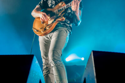 The Kooks @ 013, picture 9, photographed by Erwin Evrard - FrontView Magazine