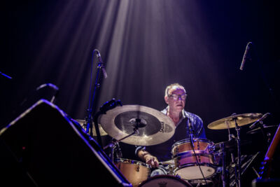 Raymond van het Groenewoud 40 jaar meisjes @ Het Depot, picture 3, photographed by Raf Degeest - FrontView Magazine
