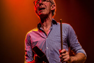Raymond van het Groenewoud 40 jaar meisjes @ Het Depot, picture 23, photographed by Raf Degeest - FrontView Magazine