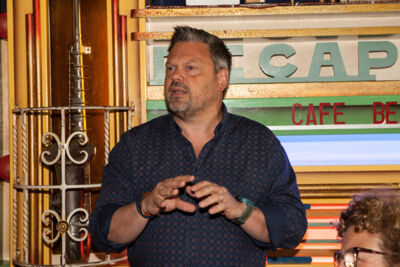 Cafe Beveren @ Fakkelteater, foto 1, foto's door Frank Lambrechts - FrontView Magazine
