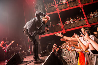 James Arthur @ Ancienne Belgique, picture 9, photographed by Dorien Goetschalckx - FrontView Magazine