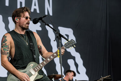 Lower Than Atlantis @ Rock Am Ring 2017, foto 13, foto's door Edwin Houdevelt - FrontView Magazine
