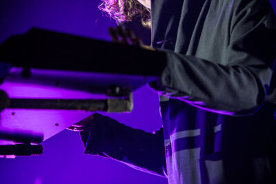 STIJN plays Prince @ Ancienne Belgique, picture 1, photographed by Jan van Hecke - FrontView Magazine