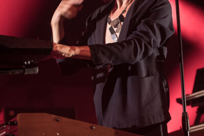 STIJN plays Prince @ Ancienne Belgique, picture 6, photographed by Jan van Hecke - FrontView Magazine