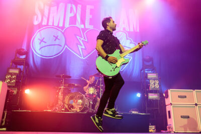 Simple Plan @ 013, foto 8, foto's door Dorien Goetschalckx - FrontView Magazine
