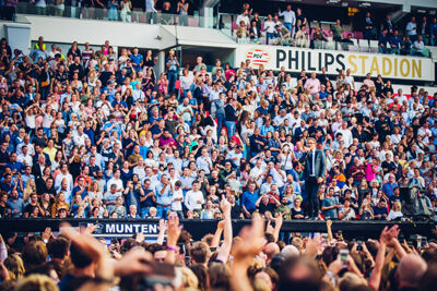 Guus Meeuwis - Groots met een zachte G @ Philips Stadion Eindhoven, foto 7, foto's door Elke Briers - FrontView Magazine