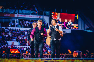 Guus Meeuwis - Groots met een zachte G @ Philips Stadion Eindhoven, foto 10, foto's door Elke Briers - FrontView Magazine