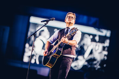 Guus Meeuwis - Groots met een zachte G @ Philips Stadion Eindhoven, foto 24, foto's door Elke Briers - FrontView Magazine
