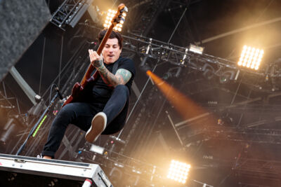 Pierce The Veil @ Download Paris 2017, picture 16, photographed by Dorien Goetschalckx - FrontView Magazine