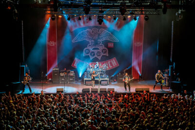 Five Finger Death Punch @ 013, picture 13, photographed by Dorien Goetschalckx - FrontView Magazine