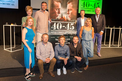 castvoorstelling musical 40-45 @ studio 100, picture 1, photographed by dirk janssens - FrontView Magazine