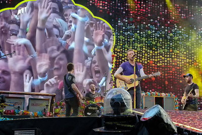 Coldplay @ Koning Boudewijnstadion Brussel, picture 3, photographed by dirk janssens - FrontView Magazine