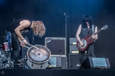 Tyler Bryant & The Shakedown @ Genk on Stage, picture 20, photographed by Luc Luyten - FrontView Magazine
