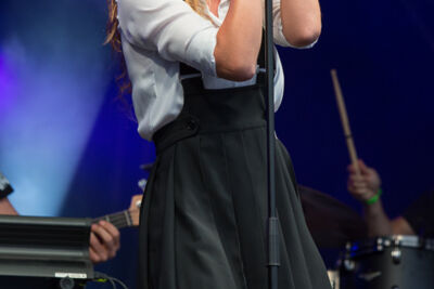 Laura Tesoro @ Kanaalfeesten, picture 9, photographed by Marc Verdonck - FrontView Magazine