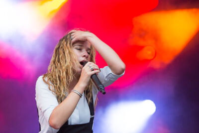 Laura Tesoro @ Kanaalfeesten, picture 37, photographed by Marc Verdonck - FrontView Magazine