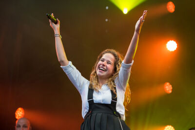 Laura Tesoro @ Kanaalfeesten, picture 43, photographed by Marc Verdonck - FrontView Magazine