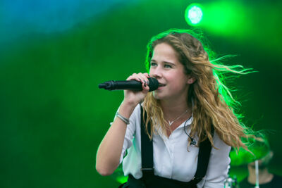 Laura Tesoro @ Kanaalfeesten, picture 45, photographed by Marc Verdonck - FrontView Magazine