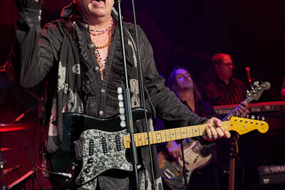 Little Steven and the Disciples of Soul @ De Roma, picture 35, photographed by James Van Roosbroeck - FrontView Magazine
