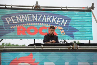 Pennenzakkenrock @ Zilvermeer - Mol, picture 1, photographed by Marc Ras - FrontView Magazine