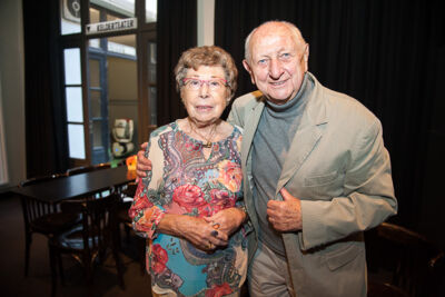 Première Café Beveren @ Rode zaal Fakkeltheater, foto 24, foto's door Goele Bormans - FrontView Magazine