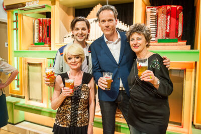 Première Café Beveren @ Rode zaal Fakkeltheater, foto 51, foto's door Goele Bormans - FrontView Magazine