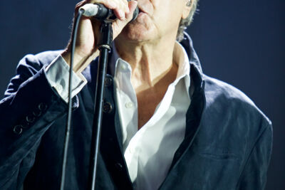 Bryan Ferry @ rock Zottegem 2017, picture 1, photographed by Pascal Liagre - FrontView Magazine