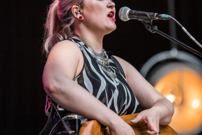 Brosella folk 2017 @ Groentheater Laken, picture 4, photographed by Raf Degeest - FrontView Magazine