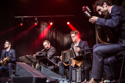 Brosella folk 2017 @ Groentheater Laken, picture 23, photographed by Raf Degeest - FrontView Magazine