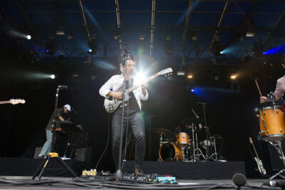 Local Natives @ Cactusfestival, picture 3, photographed by Dieter  Boone - FrontView Magazine