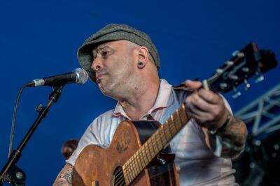 Roy Dee and the Spitfires @ Sjock, picture 6, photographed by Luc Luyten - FrontView Magazine