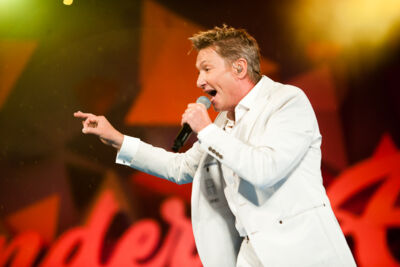 Bart Kaëll @ Vlaanderen Feest! Antwerpen, picture 31, photographed by Dimitri Vanlommel - FrontView Magazine