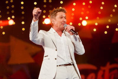 Bart Kaëll @ Vlaanderen Feest! Antwerpen, picture 32, photographed by Dimitri Vanlommel - FrontView Magazine