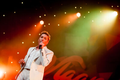 Bart Kaëll @ Vlaanderen Feest! Antwerpen, picture 34, photographed by Dimitri Vanlommel - FrontView Magazine
