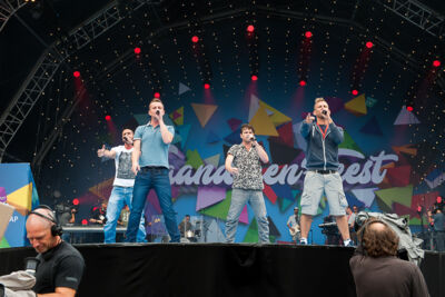 Repetities Vlaanderen Feest 2017 @ Grote Markt Antwerpen, foto 32, foto's door Goele Bormans - FrontView Magazine