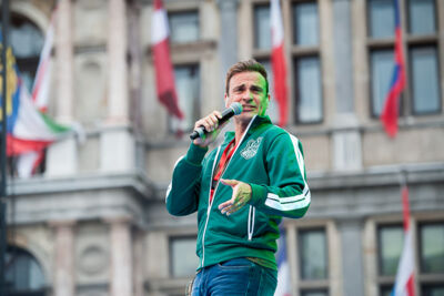 Repetities Vlaanderen Feest 2017 @ Grote Markt Antwerpen, foto 56, foto's door Goele Bormans - FrontView Magazine