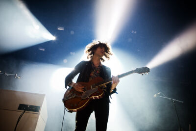 Temples @ Dour Festival 2017, picture 3, photographed by Magali Decamps - FrontView Magazine