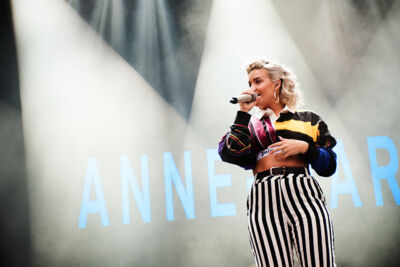 Anne-Marie @ Dour Festival 2017, picture 5, photographed by Magali Decamps - FrontView Magazine