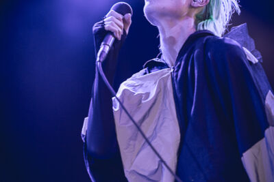 Jenny Hval @ Gent Jazz 2017, picture 2, photographed by Jan van Hecke - FrontView Magazine
