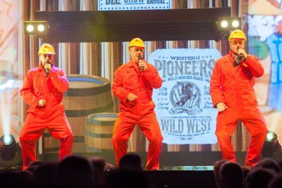 Revueshow Fascination @ Het Witte Paard, foto 16, foto's door Goele Bormans - FrontView Magazine