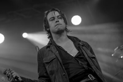 Iceage @ Rock Herk, picture 13, photographed by Luc Luyten - FrontView Magazine