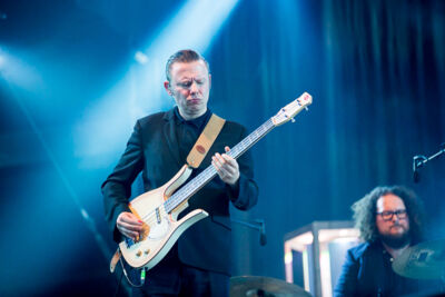 Hooverphonic @ Beleuvenissen, picture 3, photographed by Kurt Jacobs - FrontView Magazine