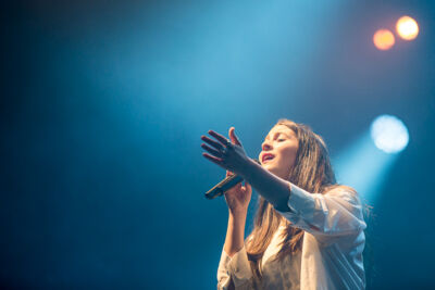 Hooverphonic @ Beleuvenissen, picture 8, photographed by Kurt Jacobs - FrontView Magazine