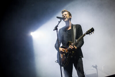 Hooverphonic @ Beleuvenissen, picture 15, photographed by Kurt Jacobs - FrontView Magazine