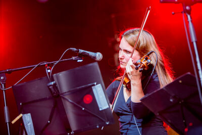 Sarah Ferri @ Beleuvenissen, picture 6, photographed by Kurt Jacobs - FrontView Magazine