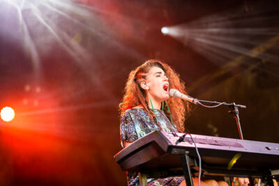 Sarah Ferri @ Beleuvenissen, picture 8, photographed by Kurt Jacobs - FrontView Magazine