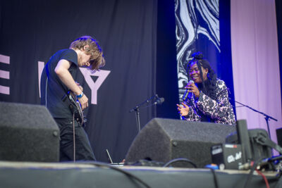 Coely @ Suikerrock 2017, picture 9, photographed by Jan van Hecke - FrontView Magazine