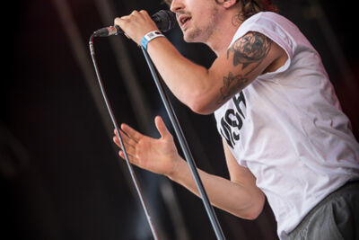 Tout Va Bien @ Suikerrock 2017, picture 4, photographed by Jan van Hecke - FrontView Magazine