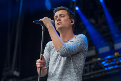 Niels Destadsbader @ Suikerrock, picture 6, photographed by Erwin Evrard - FrontView Magazine