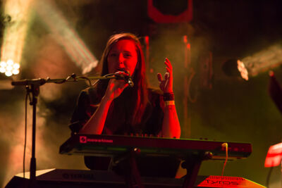 Blew @ Linkerwoofer, picture 7, photographed by Marc Verdonck - FrontView Magazine
