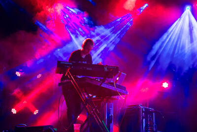Hydrogen Sea @ Linkerwoofer, picture 11, photographed by Marc Verdonck - FrontView Magazine